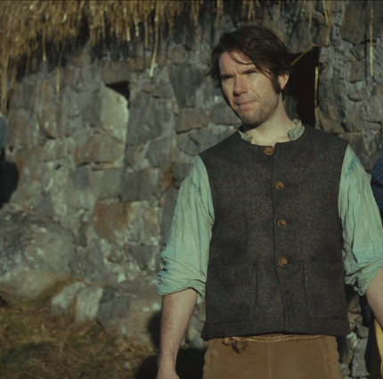 Arracht star Dónall Ó Héalai to be honoured at Oscar Wilde Awards