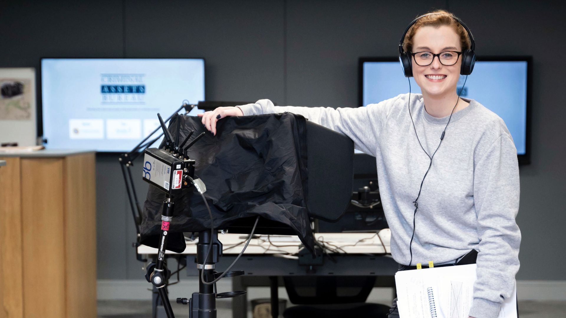  Laura O'Shea: Shadow Directing on The Dry & Hidden Assets Season 2