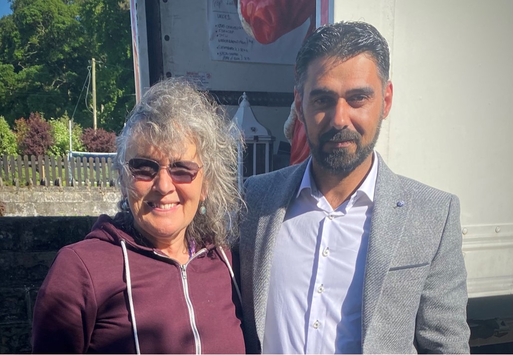 Ele Wood & Issa Cheikmous on the set of The Christmas Break 